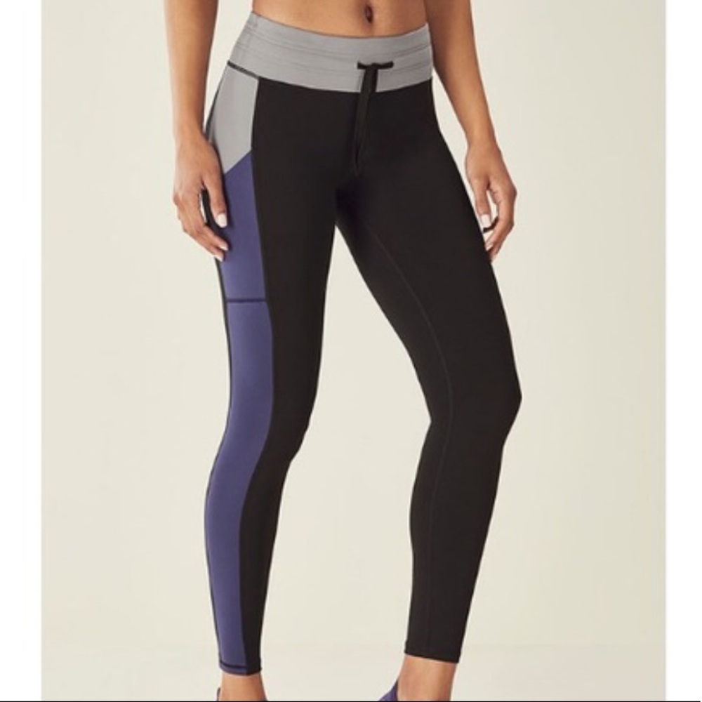 Fabletics Salar Statement Powlerhold Legging - image 1